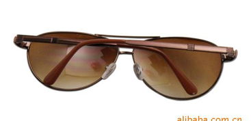 經典款男士太陽鏡 多色休閑百搭眼鏡，廠家直銷遮陽鏡價格與選購指南