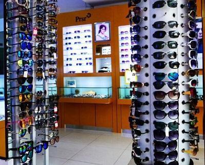 從校園到商圈 一位80后大學生的眼鏡店創業傳奇，年利潤突破200萬元